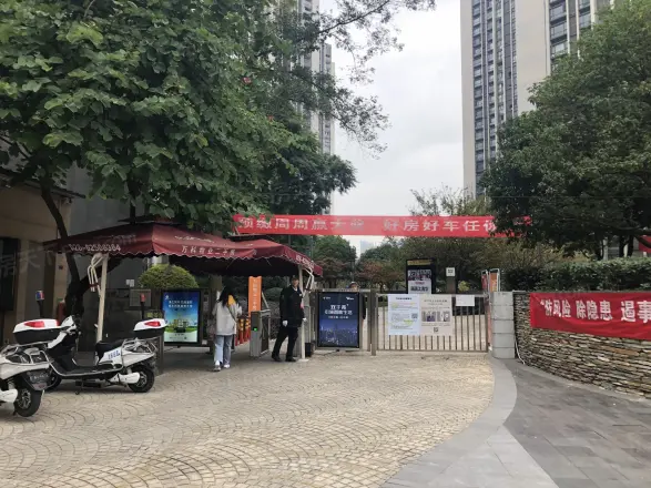 英郡二期实景图