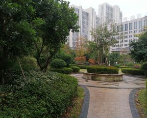 复式2层,精装拎包入住,40年产权公寓,中策世纪博园