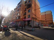 幸福路二号街坊娜琳商圈可陪读