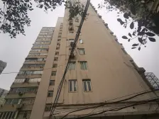 徐家汇烫金地段/地铁口/俯瞰体育公园天然氧吧/随时看