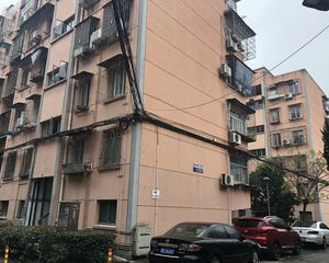 牡丹小区,地铁1号线旁,精装修3房,南北通风