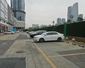 首座MAX3室2厅东南