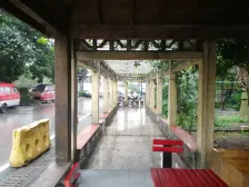 户型方正,住家装修,采光好,利用空间大,交通方便