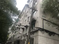 精装修双南两房带院子 位置安静天然氧吧