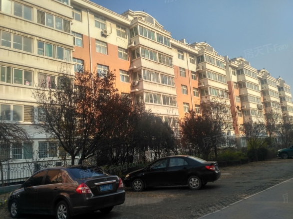 龙润花园实景图