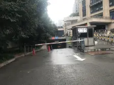 南滨路 香雨蓝苑装修两房,配套成熟 出行方便