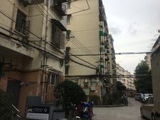 满五年精装好房,有钥匙,看房随时,户型好,不临街,出行便利