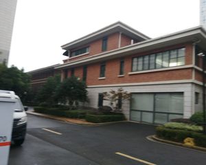 中策世纪博园 精装三室两卫 装修保养好