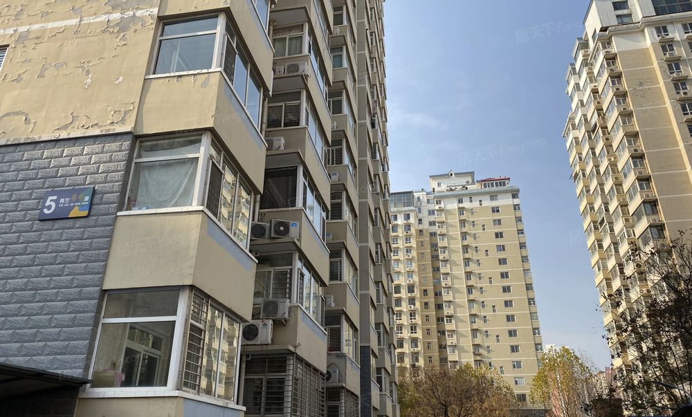 秀兰锦观城10-11跃层189平4室精装修价格可议,保定莲池植物园秀兰锦观