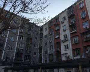 新上,大井胡同南北两居室,中间层,精装修,随时签约