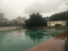 户型方正,采光好,小区绿化好,出行方便