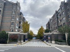 南通壹城水清木华 前排别墅 边户大院子地下2层地上4层