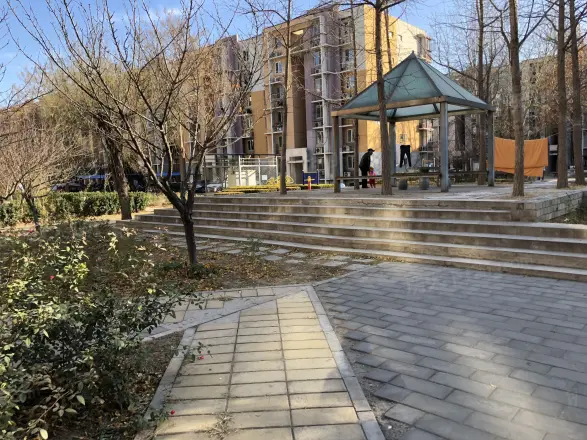 龙博苑一区实景图