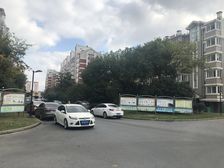 植物园旁 新港花苑电梯三房 诚心出售