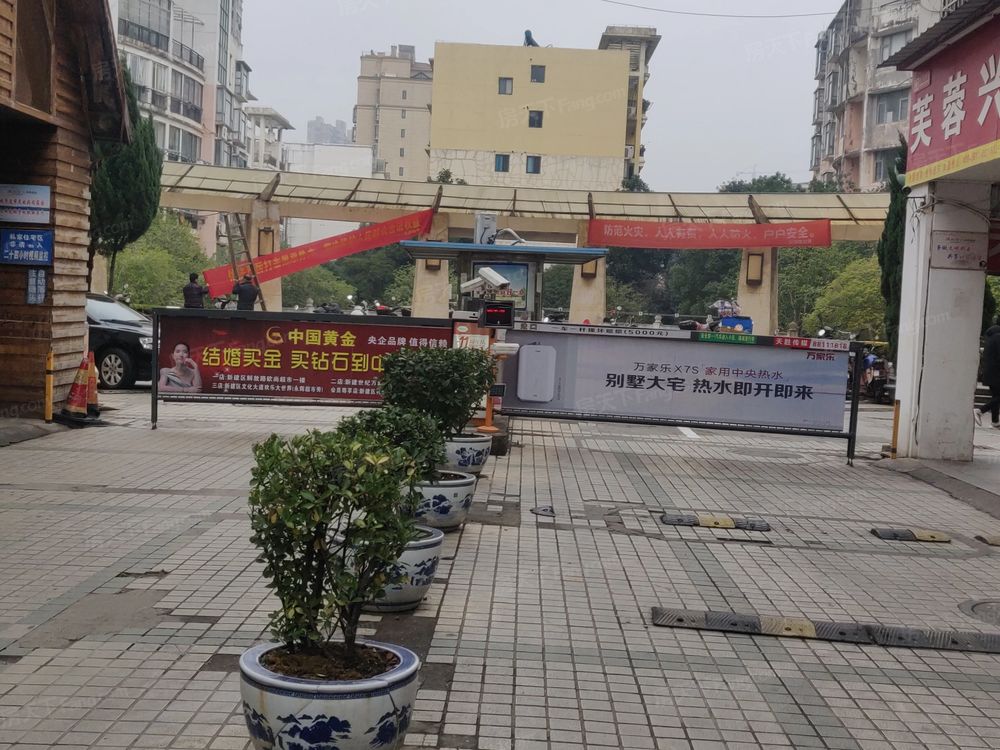 小区相关图