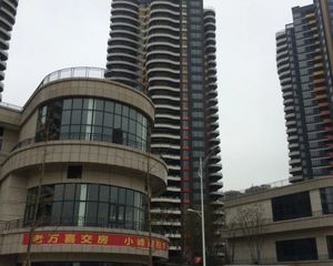 万峰城D区峰景里 3室2厅 东