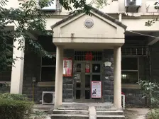 红谷世纪花园C区 南北通透,采光好 装修好,环镜优美 近地铁 视野好,诚心出售