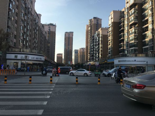 中豪星城实景图