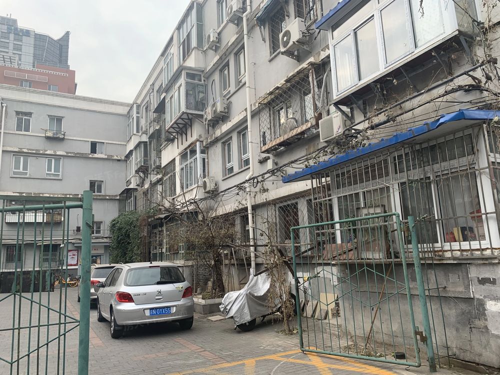 小区相关图
