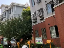 不靠路,很安静,楼层好,老少皆宜