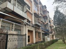 和平家园南北两居车位充足