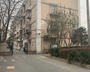 和平街十三区1室1厅南