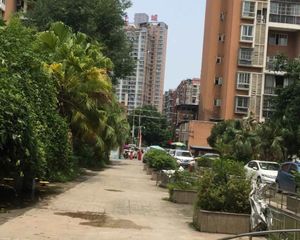 阳峰嘉苑 2室1厅 东南