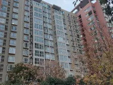 C B D旁豪 、华装修一室 对望大玉米 拎包入住