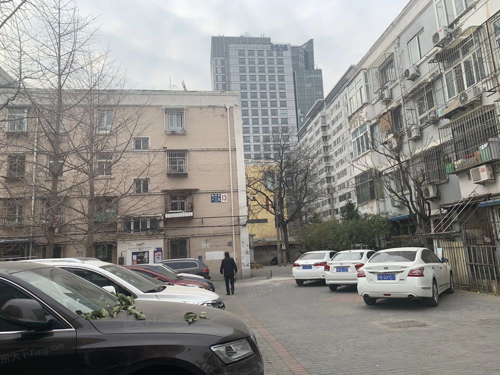 小区相关图