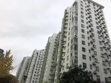 绿色一居室 装修不错 采光充足,交通便利