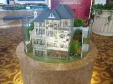 类独栋端户 双花园 地下室全采光地下 业主诚心出售