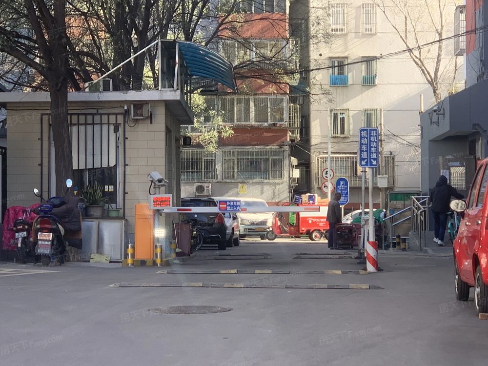 小区相关图
