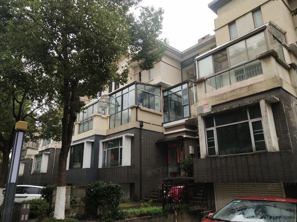 小区相关图