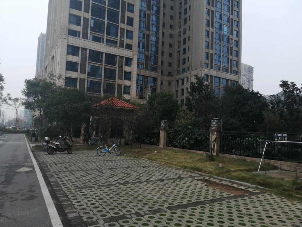 小区相关图