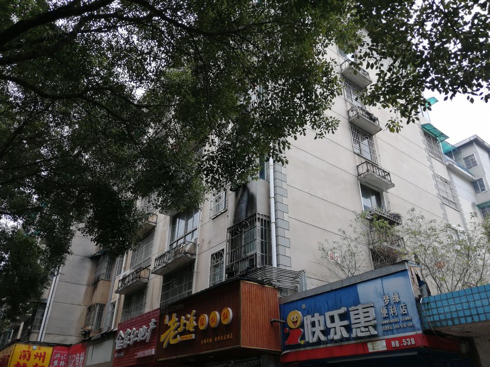 小区相关图