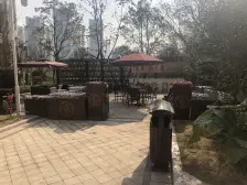 端户别墅 花园面积大 产权清晰 住家舒适