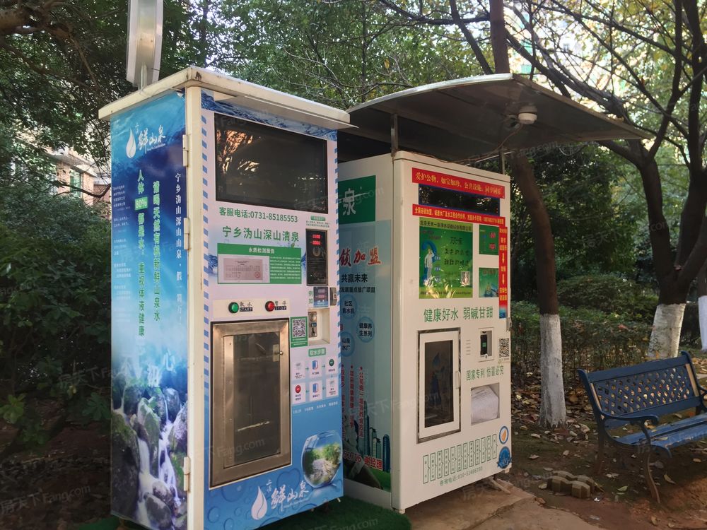 小区相关图
