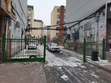 2楼 适合养老 晚市场 公交站 出行购物都方便