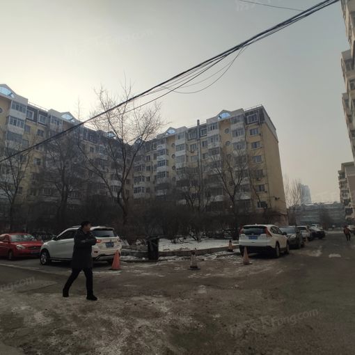  ̩��С��1��1��1���ϱ�����1400.00Ԫ/�³��� 