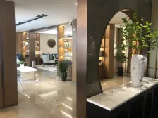 精装修 四居室 双阳台 红本满二年 税费少 看房方便