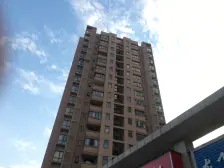 新上房源 红谷滩地铁口 精装清爽通透大三房 带车位急