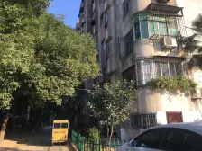 京东小区B区(蓝天公寓) 南北通透,采光好 近地铁 周边匹套完善,,出行方便