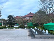 鹿鸣谷小区,已满2年,税费低,有车位有花园