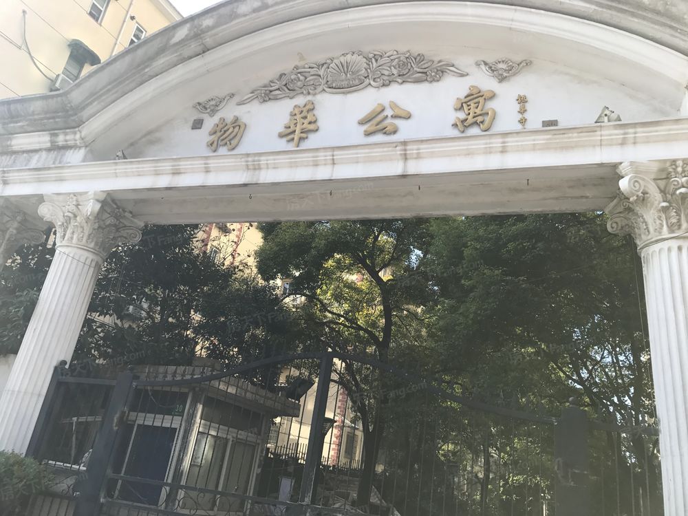 小区相关图