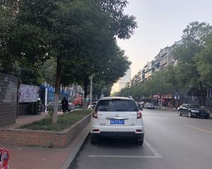 电梯房得房率高朝南户型拎包入住