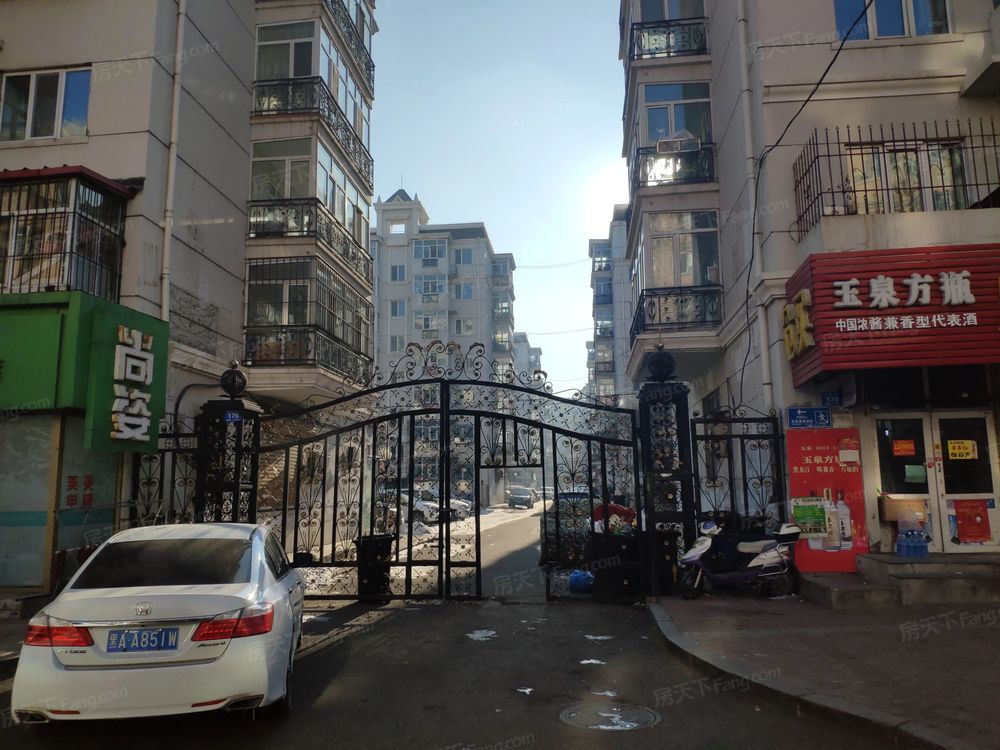 小区相关图