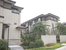 谢岗纯别墅区162平5房4卫伶包入住