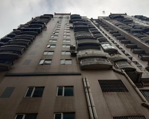 岭南雅居小区,原装电梯楼、带单车房一共96.53平