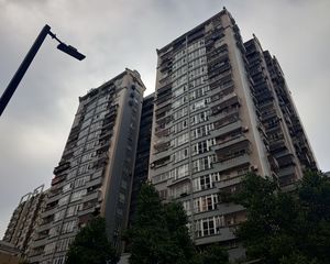 岭南雅居小区,电梯5楼、少有厅出阳台、东南向,2房