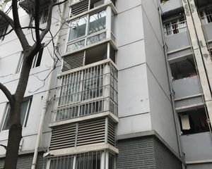 大观苑二期1室1厅东南